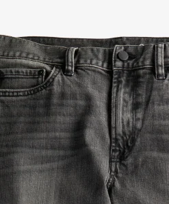Ambassador Slim Fit