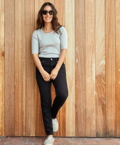 Sojourn Ribbed Tee