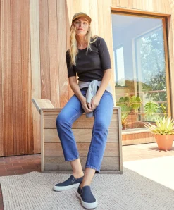 Sojourn Ribbed Tee