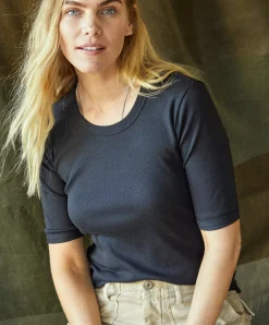 Sojourn Ribbed Tee